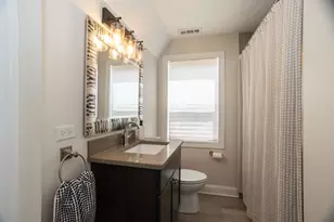 9840 S St Louis Ave, Evergreen Park, IL 60805 - Photo 10