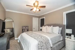 9840 S St Louis Ave, Evergreen Park, IL 60805 - Photo 6