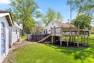 303 E 4th St, Long Point, IL 61333 - Photo 32
