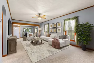 303 E 4th St, Long Point, IL 61333 - Photo 14