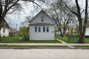 10721 S Wentworth Ave, Chicago, IL 60628 - Photo 1