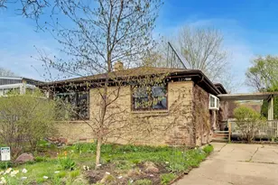 325 Dodge Ave, Evanston, IL 60202 - Photo 2