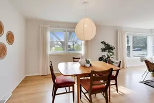 325 Dodge Ave, Evanston, IL 60202 - Photo 10