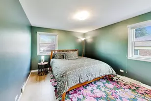 325 Dodge Ave, Evanston, IL 60202 - Photo 16