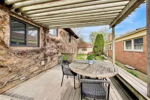 325 Dodge Ave, Evanston, IL 60202 - Photo 38