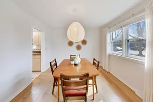 325 Dodge Ave, Evanston, IL 60202 - Photo 8