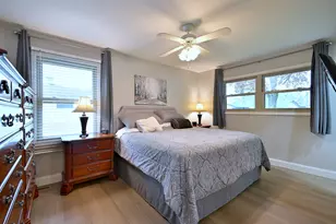 799 Brantwood Ave, Elk Grove Village, IL 60007 - Photo 10