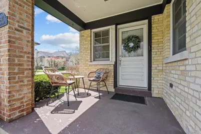 842 Lyster Road, Highwood, IL 60040 - Photo 2