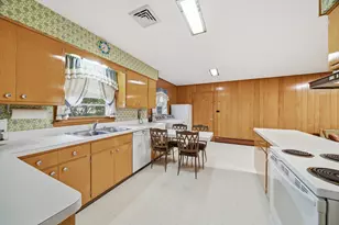 3245 Halsted St, Steger, IL 60475 - Photo 8