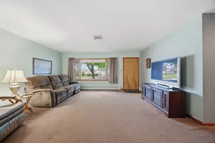 3245 Halsted St, Steger, IL 60475 - Photo 6