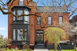 835 W Chalmers Pl, Chicago, IL 60614 - Photo 1