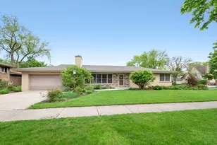 5301 Howard Ave, Western Springs, IL 60558 - Photo 1