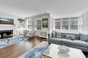 440 W Oakdale Ave, Chicago, IL 60657 - Photo 2