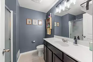 216 Maryland Ln, Pingree Grove, IL 60140 - Photo 16