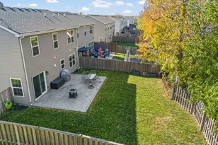 216 Maryland Ln, Pingree Grove, IL 60140 - Photo 24