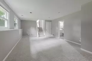 135 Encina Dr, Naperville, IL 60540 - Photo 16