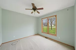 307 Portage Ln, Dixon, IL 61021 - Photo 18