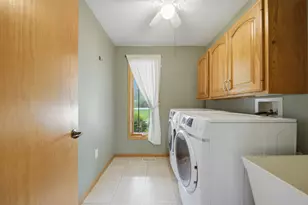 307 Portage Ln, Dixon, IL 61021 - Photo 22