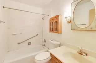 931 W Arquilla Dr, Glenwood, IL 60425 - Photo 10