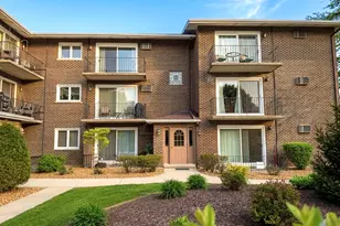 9008 W 140th St, Orland Park, IL 60462 - Photo 2