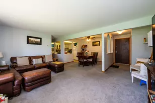5116 W 122nd St, Alsip, IL 60803 - Photo 4