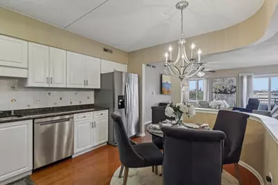 5555 N Cumberland Avenue #413, Chicago, IL 60656 - Photo 8