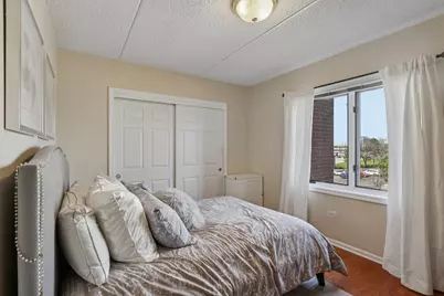 5555 N Cumberland Avenue #413, Chicago, IL 60656 - Photo 14