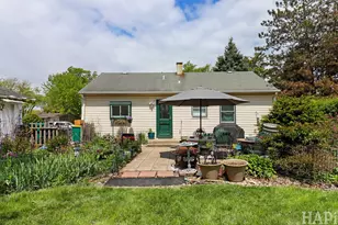 397 Bernard Dr, Buffalo Grove, IL 60089 - Photo 18