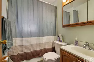 397 Bernard Dr, Buffalo Grove, IL 60089 - Photo 10