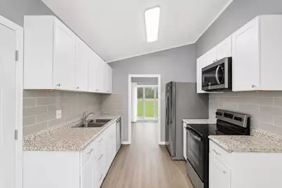135 Westwood Drive, Park Forest, IL 60466 - Photo 2