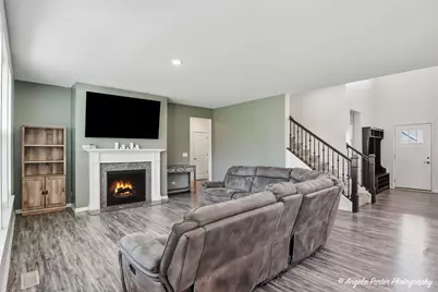 1127 Williamsbury Drive, Crystal Lake, IL 60012 - Photo 6