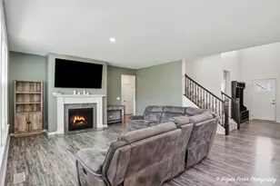 1127 Williamsbury Dr, Crystal Lake, IL 60012 - Photo 6