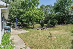 1438 Maple Ridge Ct, Carol Stream, IL 60188 - Photo 22