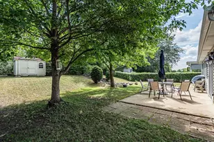 1438 Maple Ridge Ct, Carol Stream, IL 60188 - Photo 20