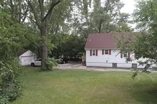 4813 Belmont Rd, Downers Grove, IL 60515 - Photo 4