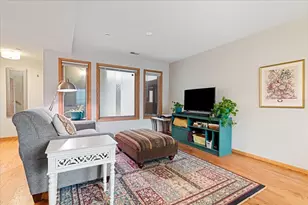 407 S Oak Park Ave, Oak Park, IL 60302 - Photo 4