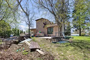2416 7th St, Moline, IL 61265 - Photo 24