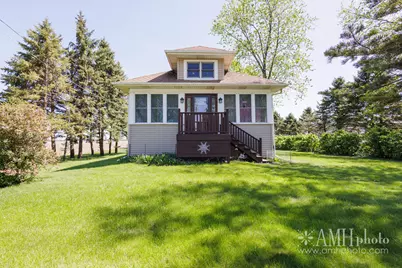3743 S 8500 E Road, Saint Anne, IL 60964 - Photo 1