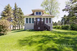3743 S 8500E Rd, Saint Anne, IL 60964 - Photo 1