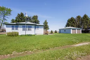 3743 S 8500E Rd, Saint Anne, IL 60964 - Photo 32