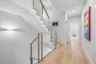 55 E Erie St, Chicago, IL 60611 - Photo 24
