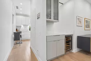 55 E Erie St, Chicago, IL 60611 - Photo 12