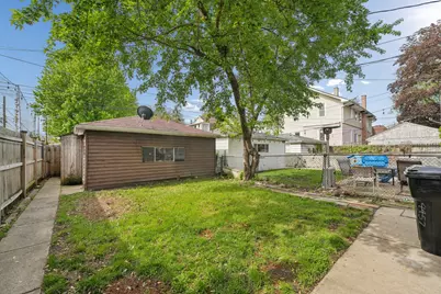 4457 W Leland Avenue, Chicago, IL 60630 - Photo 18