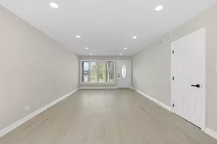 1059 Cleveland Ave, Calumet City, IL 60409 - Photo 2