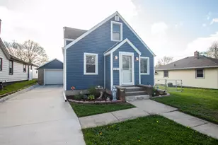 813 S Jefferson Ave, Dixon, IL 61021 - Photo 6