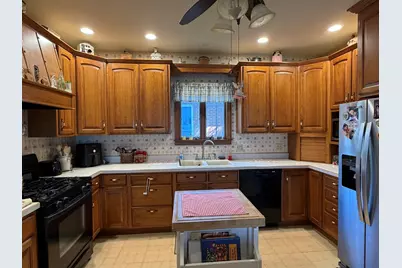 222 N Maple Street, Herscher, IL 60941 - Photo 10