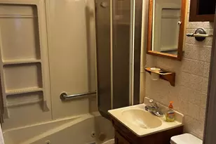 7805 45th St, Lyons, IL 60534 - Photo 12