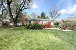 1533 Crabtree Ln, Deerfield, IL 60015 - Photo 14