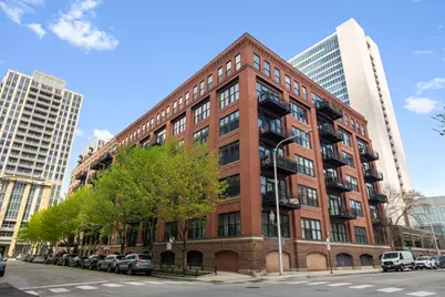 520 W Huron Street #705, Chicago, IL 60654 - Photo 1