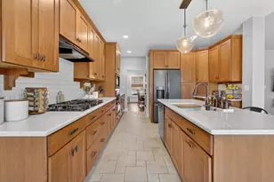 22154 S Gawain Dr, Joliet, IL 60404 - Photo 12